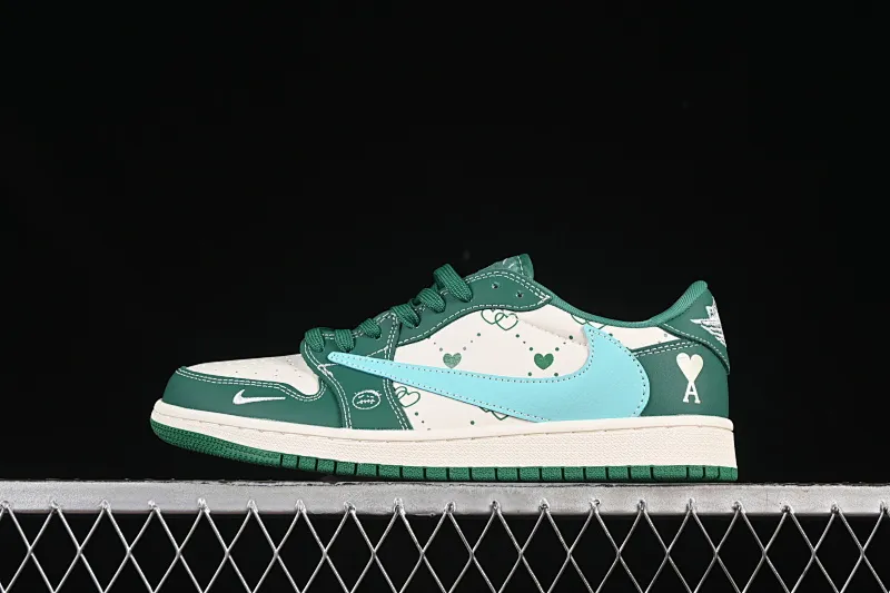 All categories Air Jordan Jordan series basketball shoes Air Jordan 1 Low high-end customized low-top sneakers Travis Scott x Fragment Design x Air Jordan 1 Low OG SP AJ1 Amy co-branded beige love low-top cultural casual sneakers LD2025-030